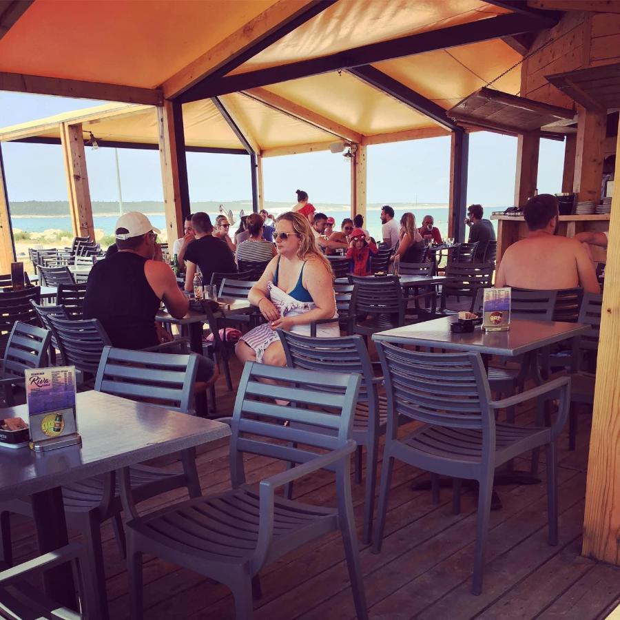 דירות Ljubač App 4 - 6 Persons Direct On The Seaside, 1St Floor מראה חיצוני תמונה